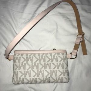 Michael Kors Fanny pack